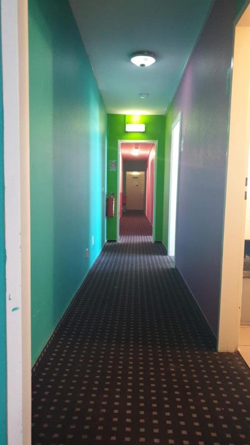 ברלין Isas Hostel מראה חיצוני תמונה