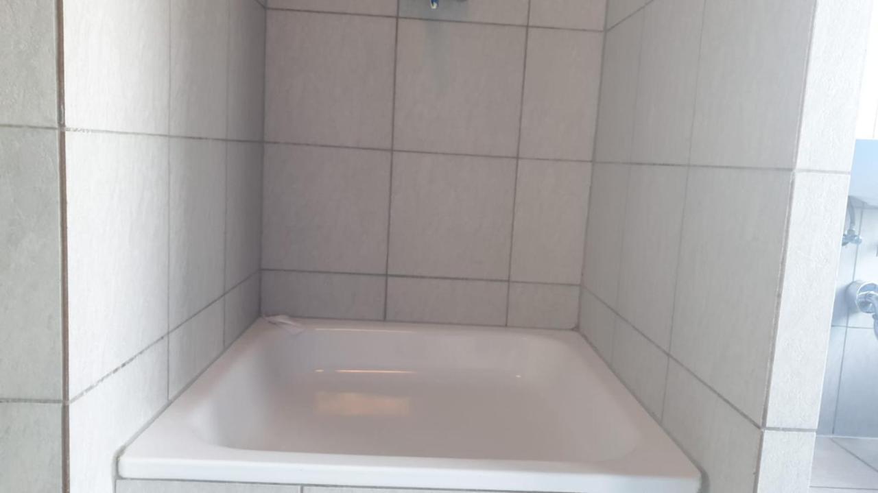 ברלין Isas Hostel מראה חיצוני תמונה